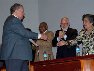 Reconocimientos de Honor Francisco De Venanzi 2011 a la Trayectoria como Investigadores