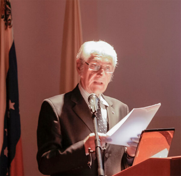 Dr. Claudio Bifano discurso Fronteras de la Ciencia